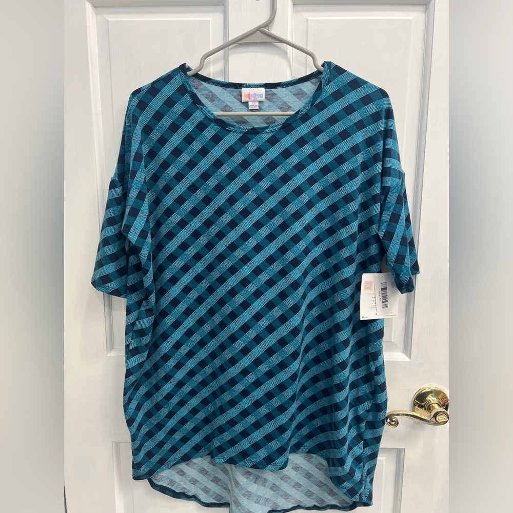 LULAROE NWT Irma Dark Light Blue Checkered High Low Hem Top Tunic SIZE XS 2-6